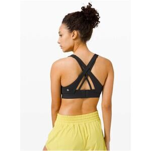 Lululemon Stash It All Bra Women 6 C/D Black High Impact Training Gymwear Sporty